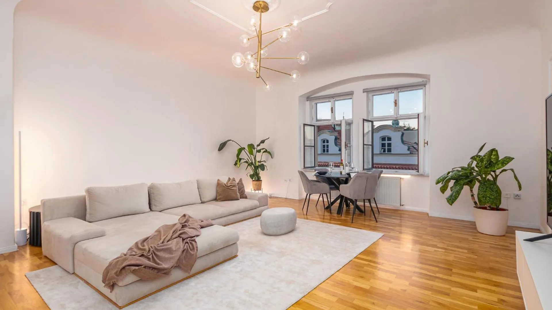 Stylish Gem By Charles Bridge With A Stunning View Apartman Prága 0*,